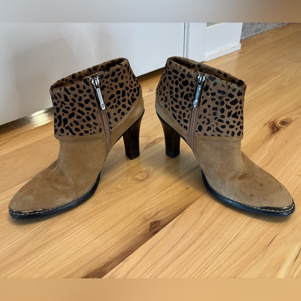 Donald Pliner Tan Ankle Boot Womens Sz 9 Suede Leather Leopard Print Y2K - Picture 6 of 10